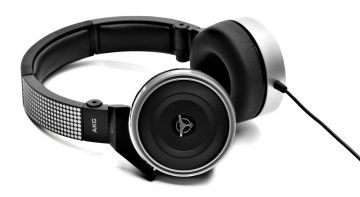 AKG K67 TIESTO